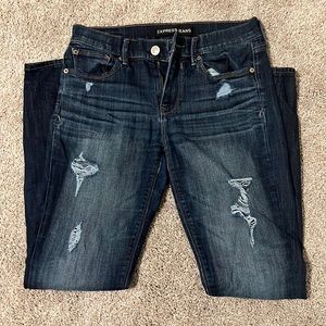 Express mid rise legging Jean in 4R sizing